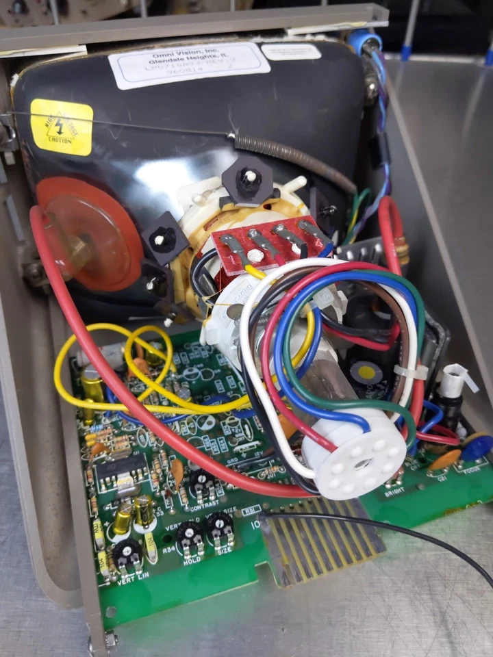 Omni Vision LP0715A93 R3 c1996 Excelente/Muito Limpo Sem Queima Verde Monocromático - Imagem 3 de 4