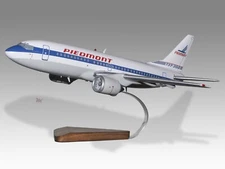 Boeing 737-300 Piedmont Airlines Desk Wood Airplane New Model Small Scale 1/100