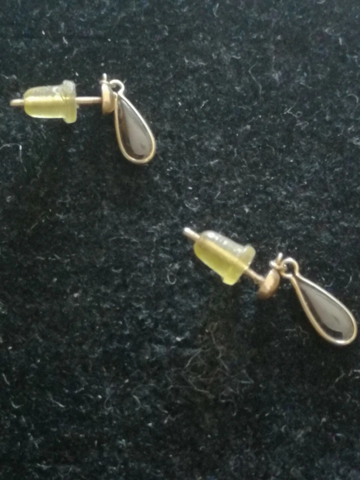 Orecchini donna in oro 9 kt pendenti con pietra in onice di piccole dimensioni - Immagine 3 di 4