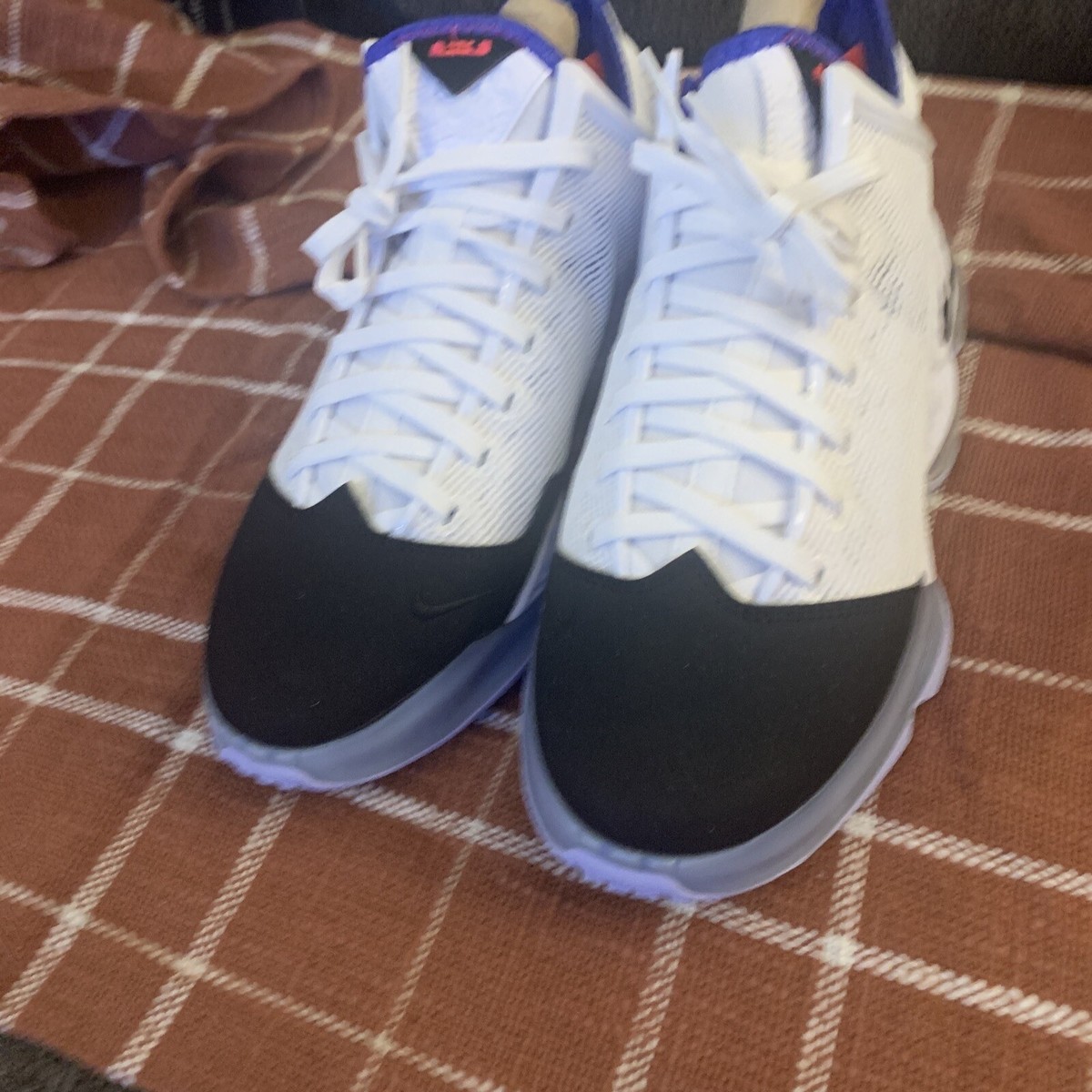 Nike LeBron 19 Low White Black Toe Men’s Athletic Basketball Sneakers Sz 8.5 ? Nike Men main image 2