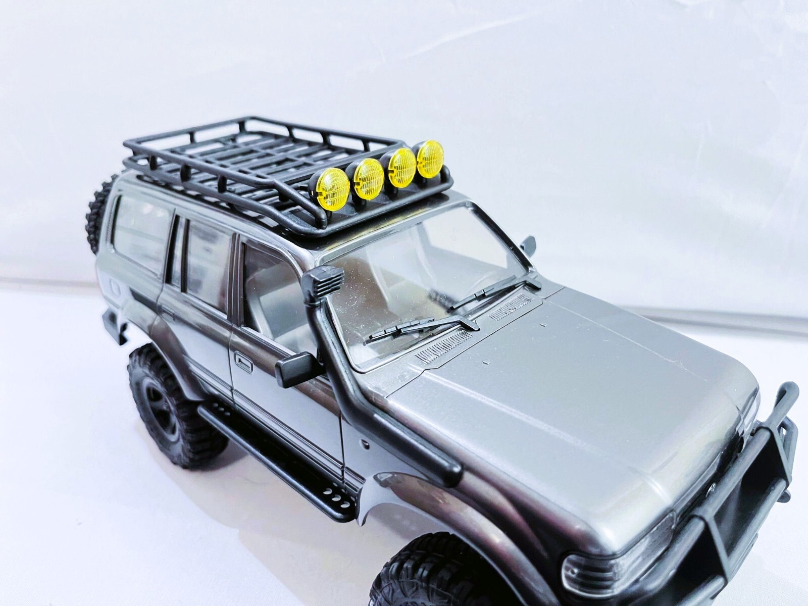 FMS TOYOTA LC80 LAND CRUISER REMOTE CONTROL CAR 118 SCALE SOLD AS IS