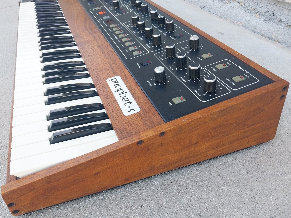 Sequential Circuits Prophet-5 Rev3.3 w/Midi - ORIGINAL - Pro Sequential Circuits Prophet-5 Rev3.3 w/Midi - ORIGINAL - Pro
