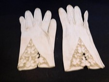  DESIGNER LADIES CREAM LEATHER WITH CUTOUTS GLOVES UNLINED SIZE 6.5