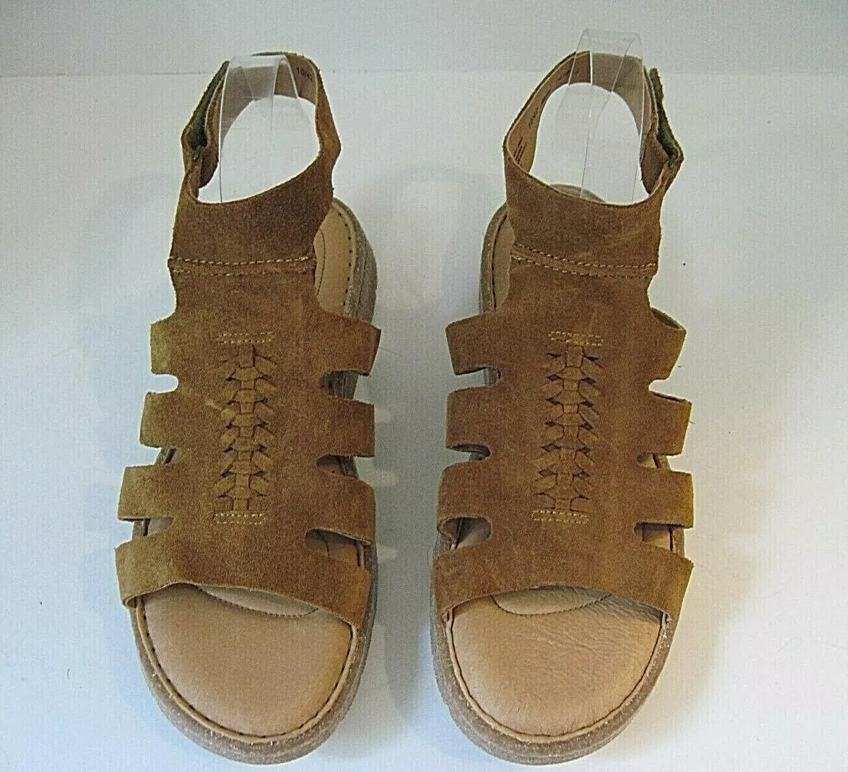 Born laporta best sale sandals