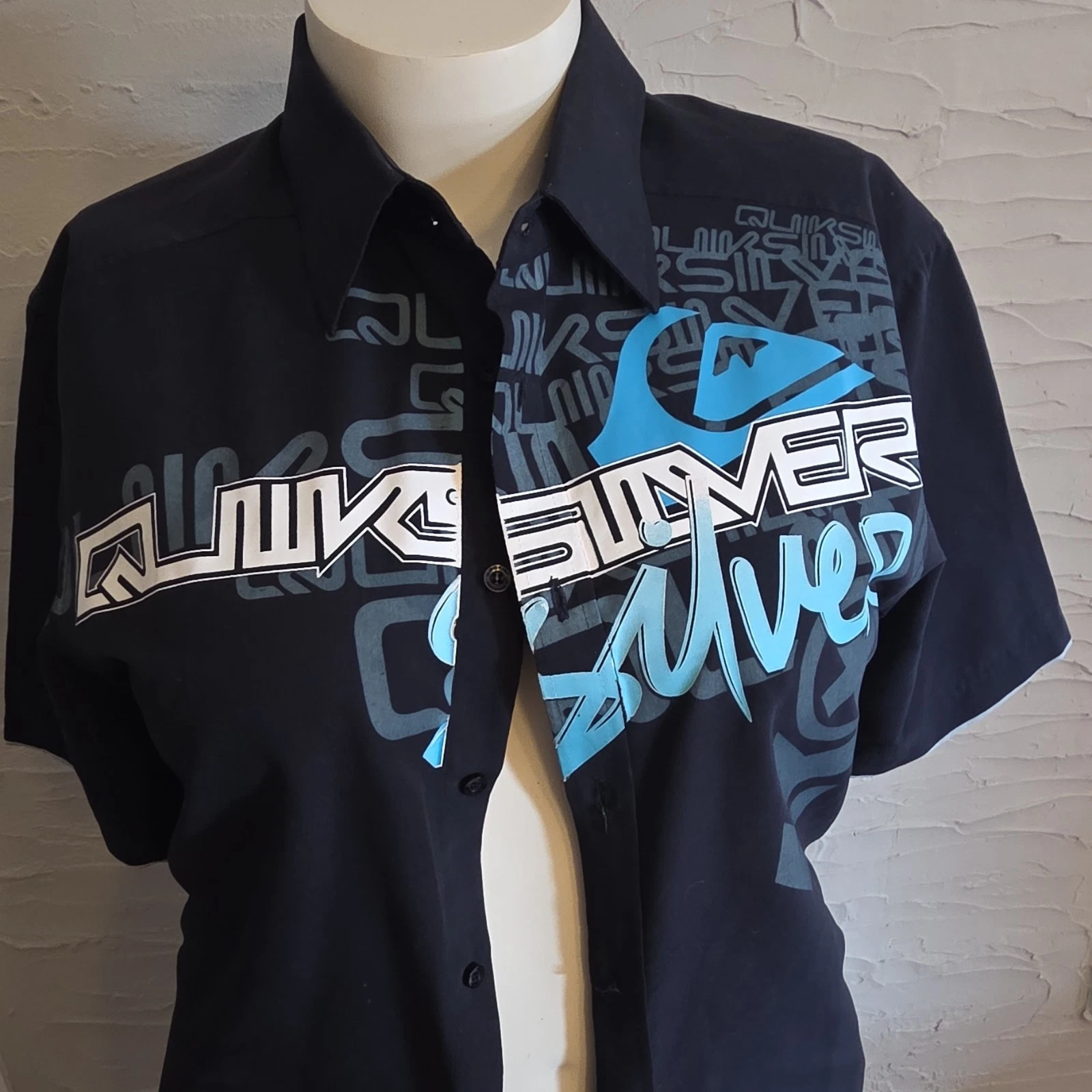 Quiksilver Men's Black Blue Graphic Print L Short Sleeve Button-Up Shirt