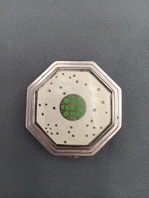 Vintage Richard Hudnut Art Deco Le Debut Tri Fold Powder Compact Silver Tone