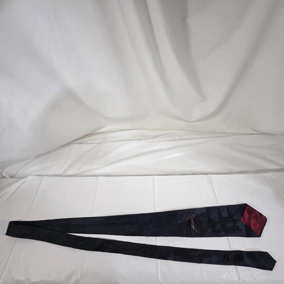 Gravata de seda preta masculina FUBU gravata feita nos EUA A coleção logotipo sutil 60,5 polegadas - Imagem 3 de 4
