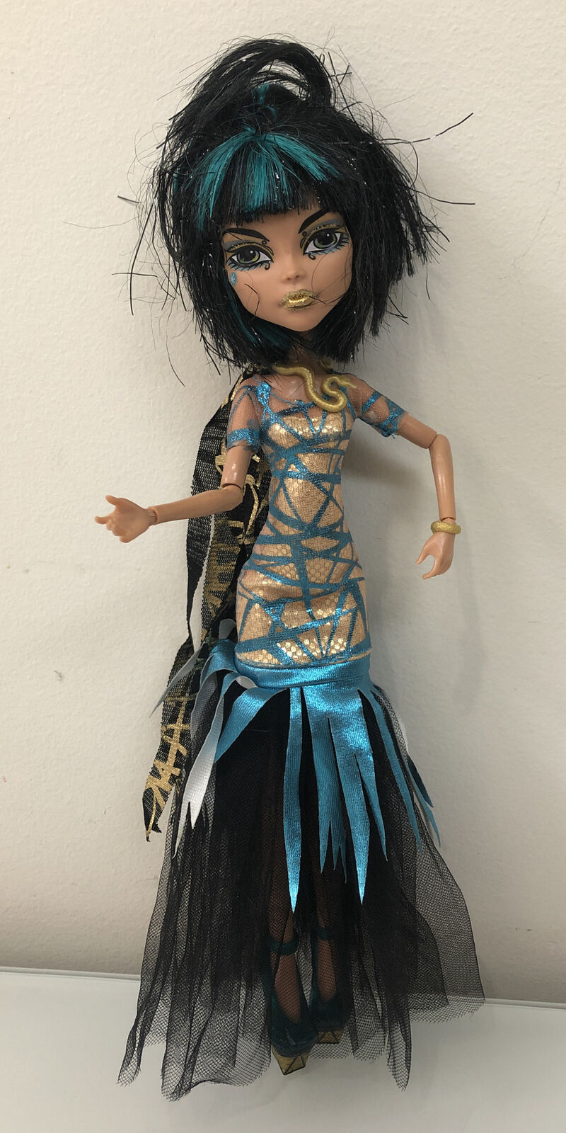 Monster High Halloween BCH88 Doll 'Cleo of the Nile'  Monster high ghouls  rule, Monster high dolls, Monster high