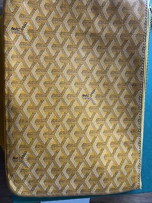 Pre-owned Goyard Senat Mm Clutch Bag In Yellow