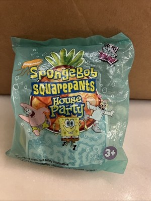 Wendys Kids Meals Sponge Bob Square Pants House Party - Sandy 2001 New