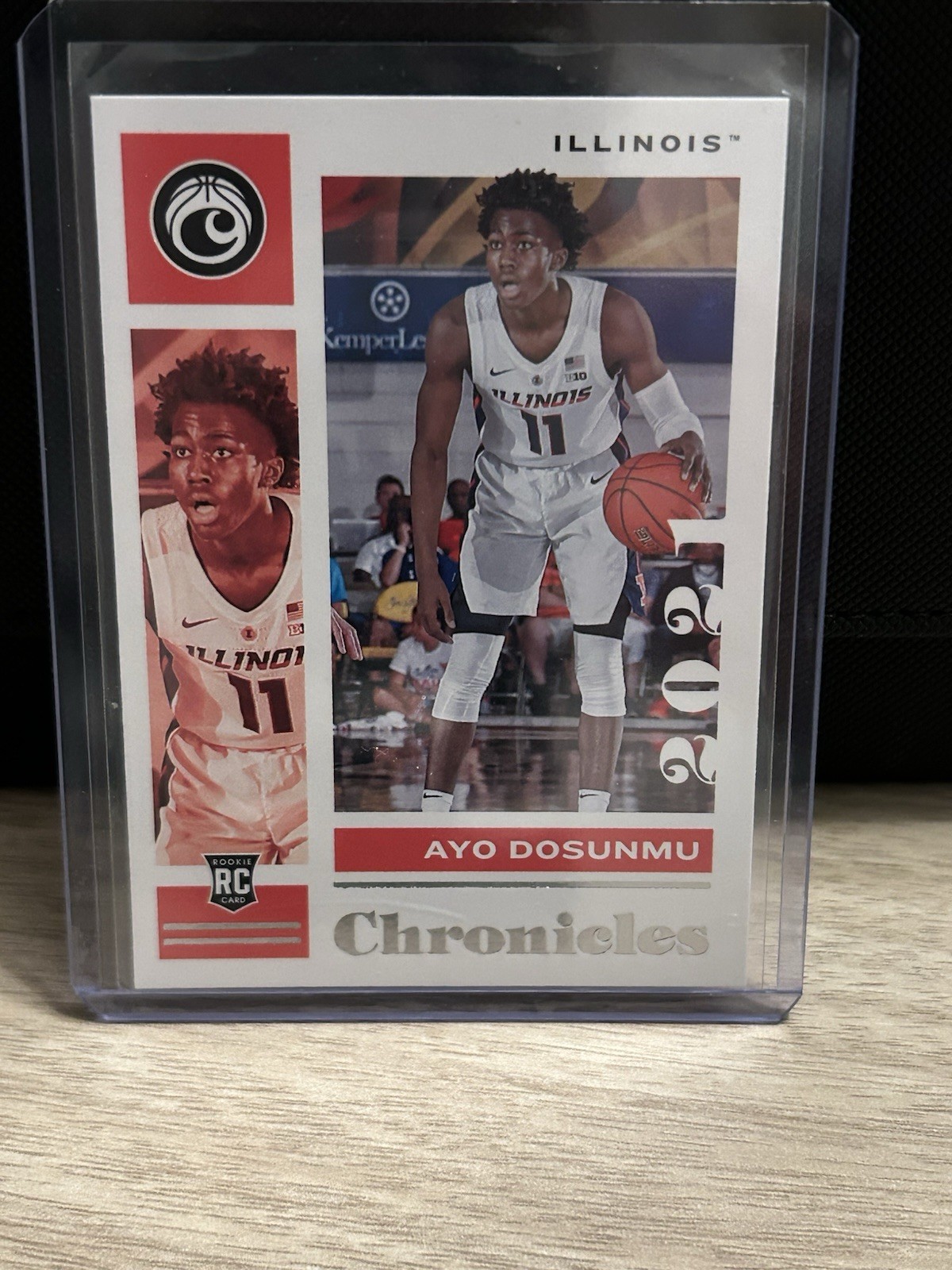 2021-22 Panini Chronicles Draft Picks - Ayo Dosunmu #19 (RC)
