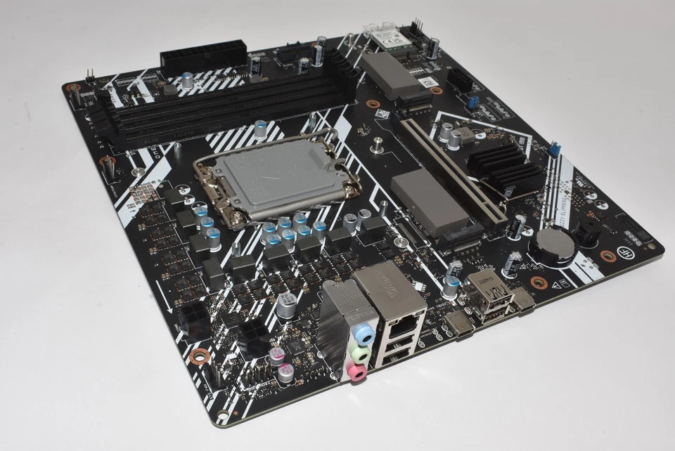 PLACA BASE N27486-603 HP ArcticL Intel RPL+H770 SIN E/S 7Q8X9AA#ABA Foto 2 de 2