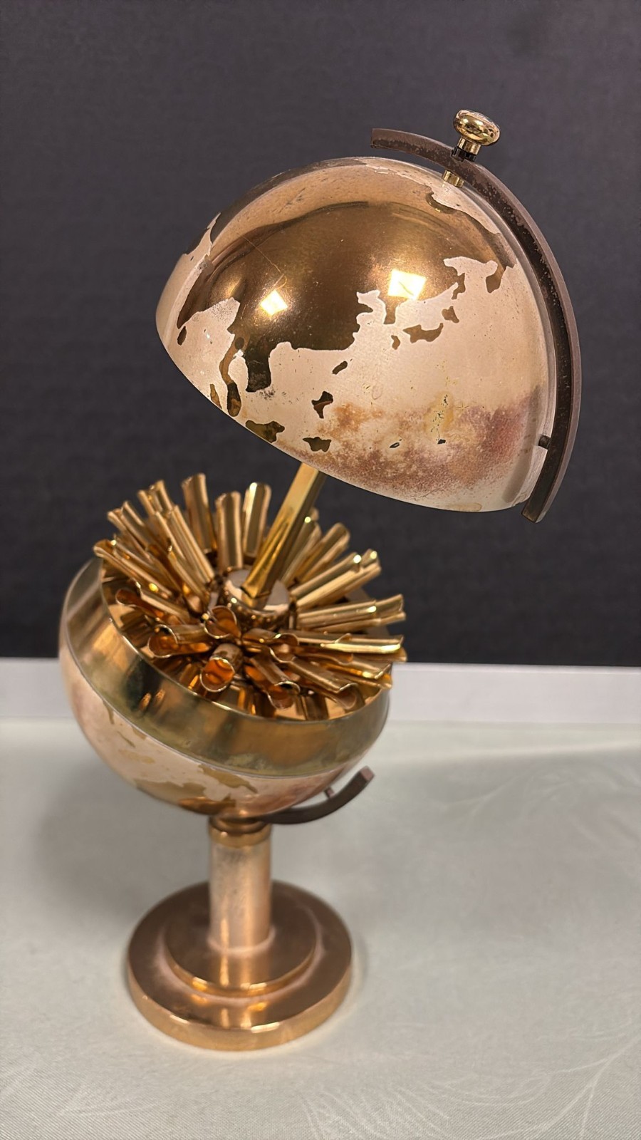 VINTAGE MID 1900'S FLOWERY GLOBE SHAPED BRASS CIGARETTE HOLDER