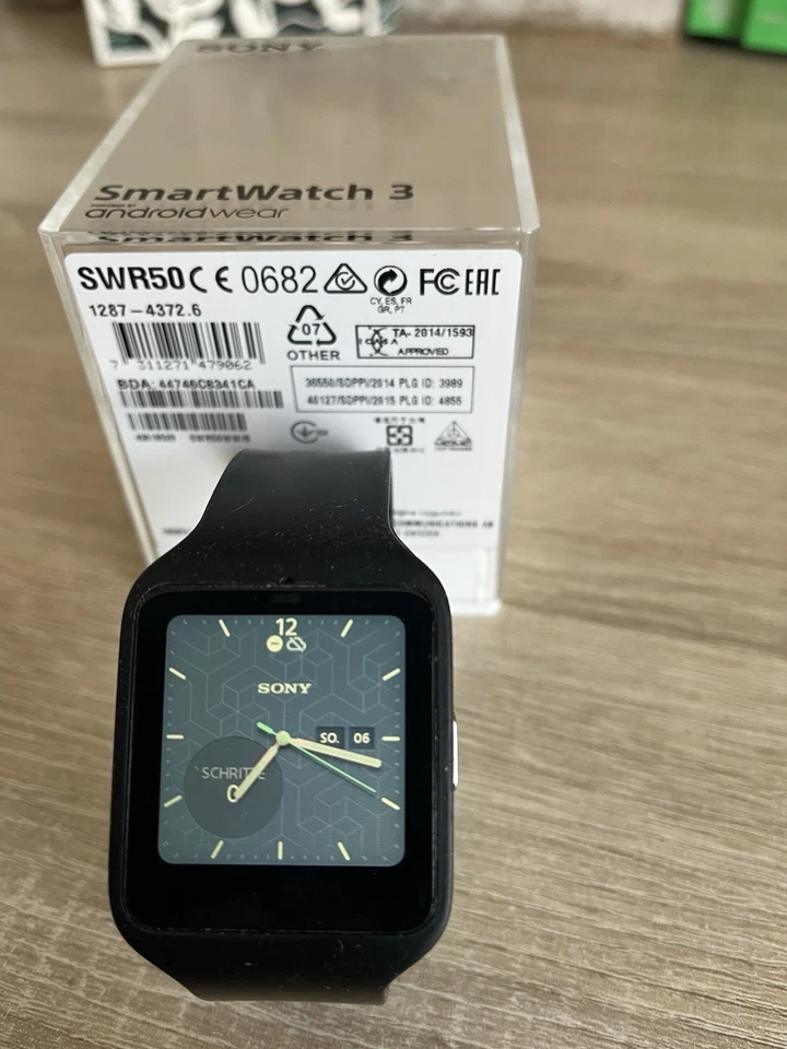 Sony Smartwatch 3 Schwarz SWR50 Silikon Armband mit Originalverpackung - Bild 4 von 4