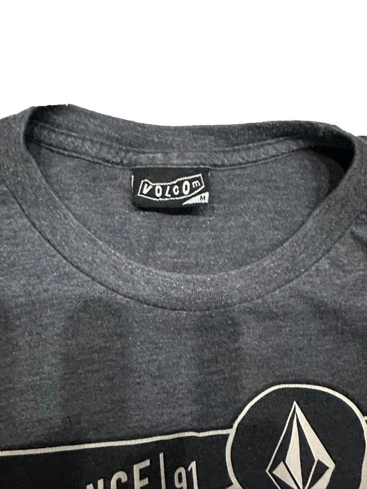 Lot 6 Mens Y2K Surf Skate Streetwear Bundle Mix Volcom Element Nike Billabong L - Image 3 of 4