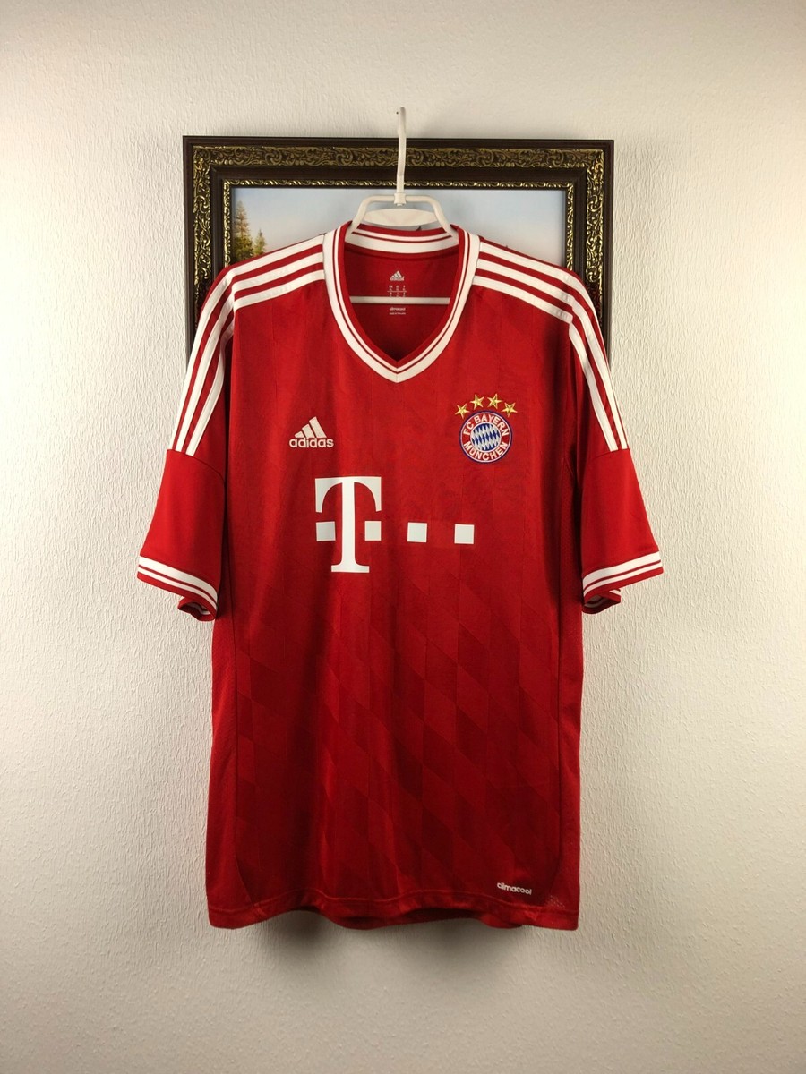 Bayern Munich Home football shirt 2013 Soccer #7 Ribery