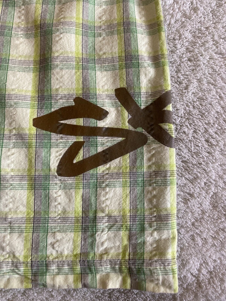 Camisa de manga corta Skechers verde marrón a cuadros con cuello abotonado 4T para niños Foto 4 de 4