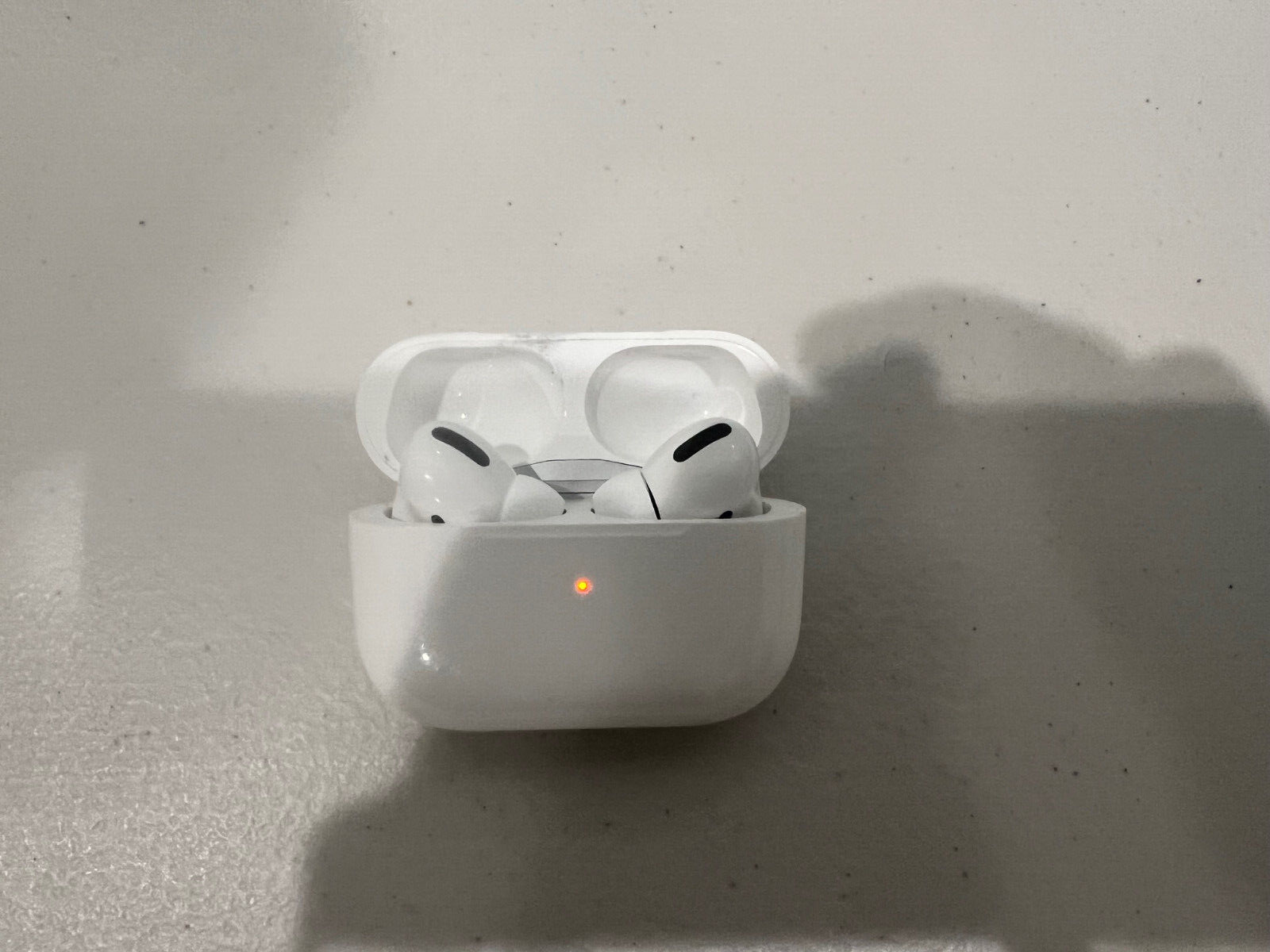 AirPods Pro 1st Gen A2084 Left AirPod Charging Issue Read Description-image