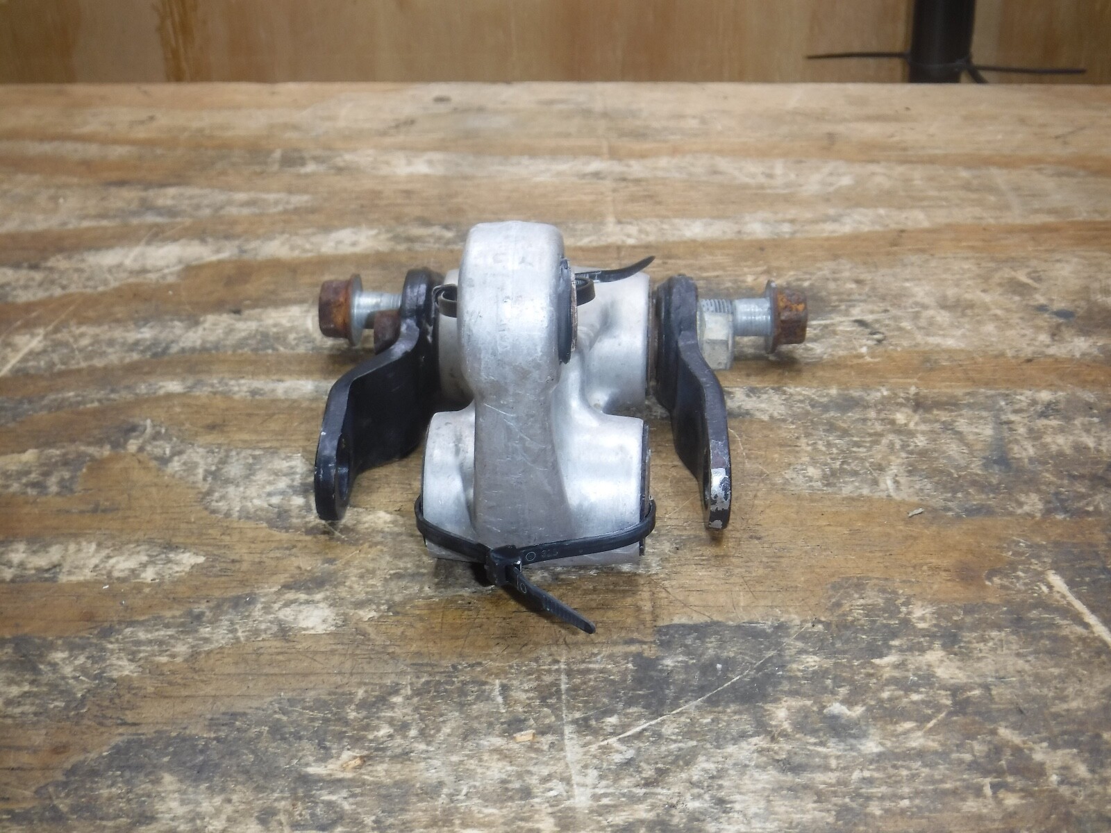 Picture 2 of 4