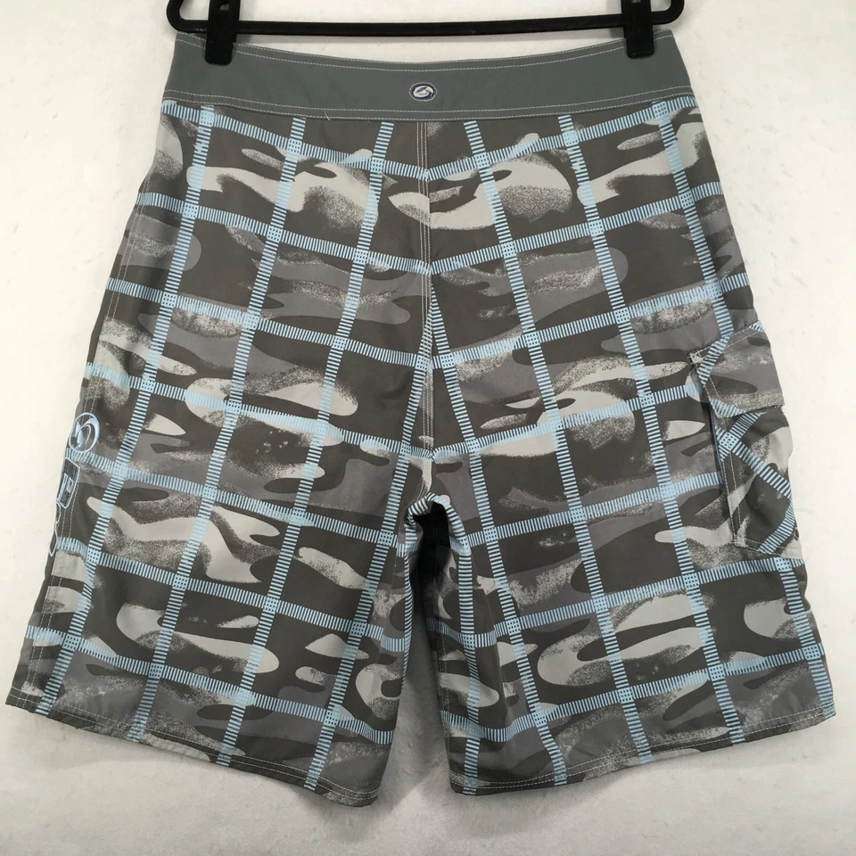KIRRA 男式板短裤尺寸 34 格子迷彩开瓶器灰色内缝 10 — 第 2/4 张图片