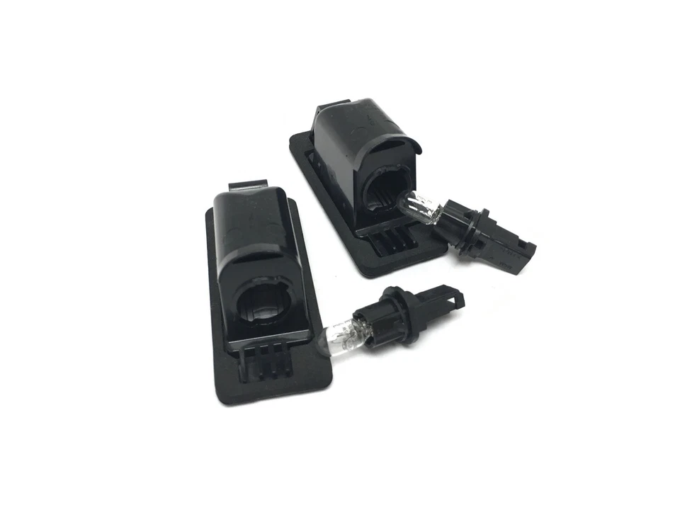 GM License Plate Light Lamp Assembly w/ Bulb New OEM 13590043 Set 2pc - Image 4 of 4