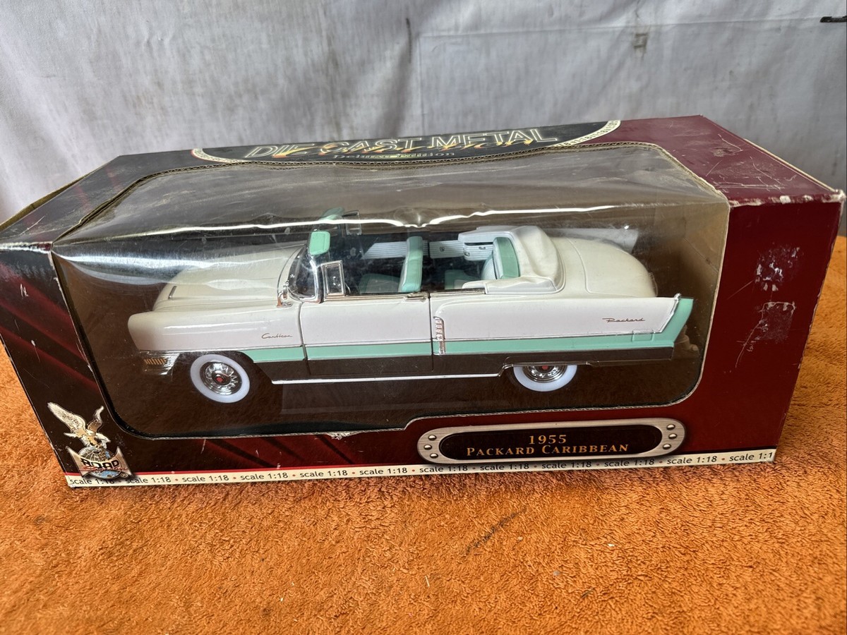 X•Yat Ming Road Signature 1/18 White Green 1955 Packard
