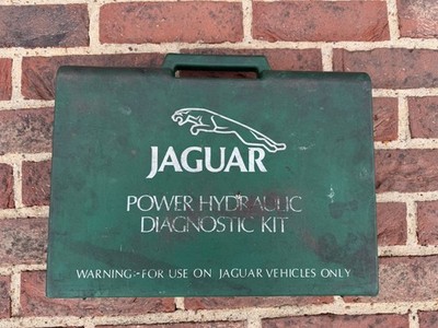 VINTAGE 1980er JAGUAR DEALER POWER HYDRAULICS DIAGNOSE KIT. RAR. VERPACKT