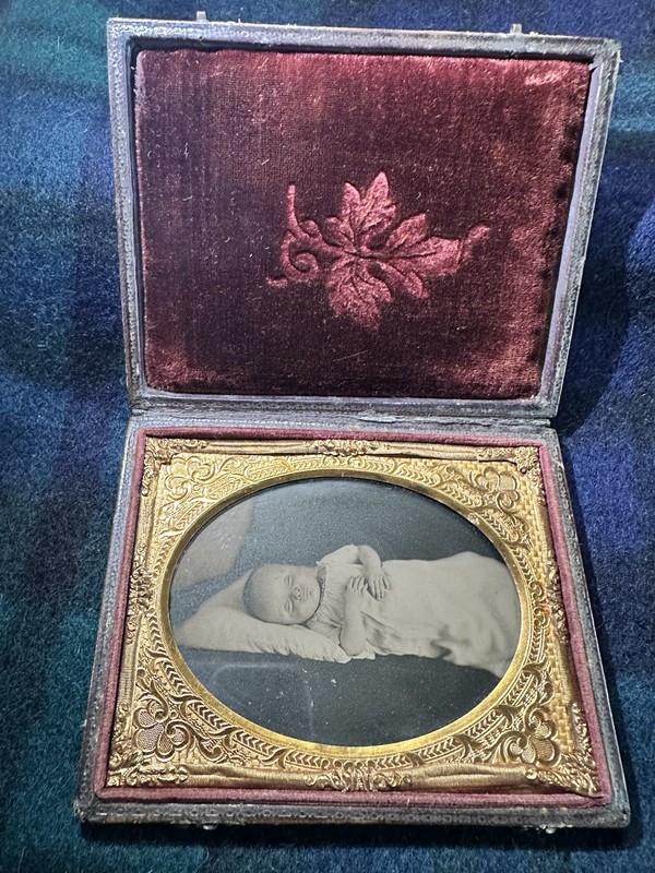 Quarter Plate Postmortem Cases image Ambrotype/ Daguerreotype/Tintype