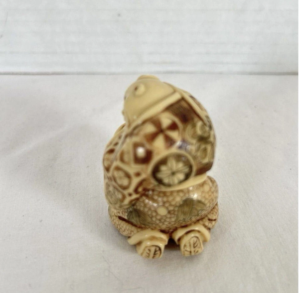 Винтажная японская фигурка нэцкэ — старшего исполнителя, подписанная M.H.P. - Изображение 4 из 4