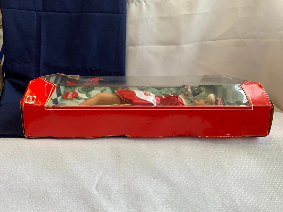 Muñeca Barbie de moda Mattel Coca-Cola 1998 edición coleccionista en caja Foto 4 de 4