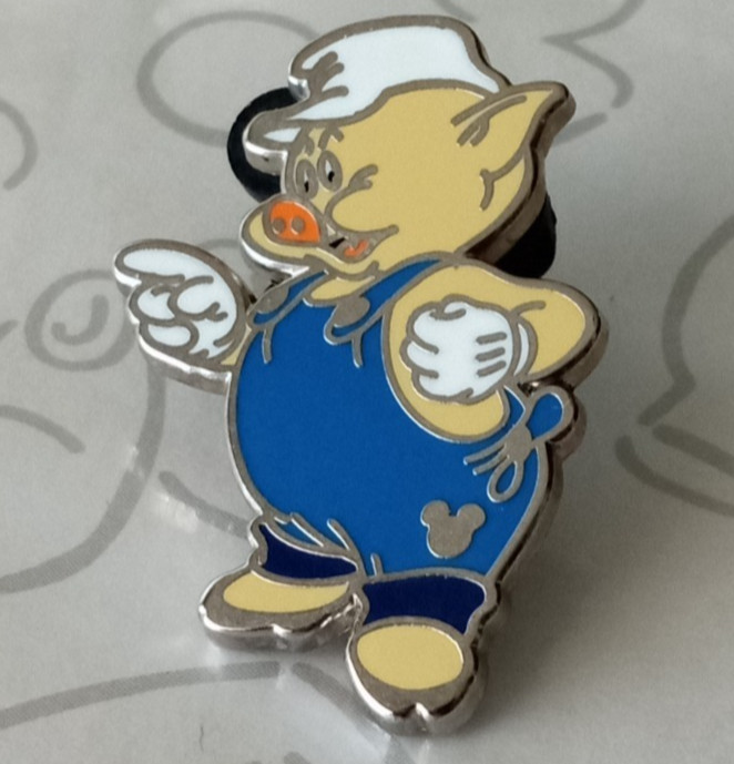 Practical Pig Three Little Pigs 2019 Hidden Mickey DLR Disney Pin 138361