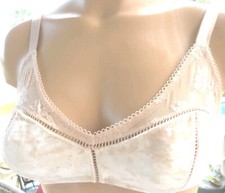 Victorias Secret Rare Vintage bra bralette M blush stretch velvet unlined Lace