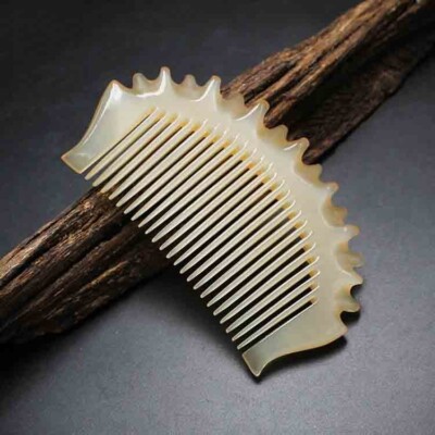 Half Round Yark Horn Scraping Plate Gua Sha Board Massage  Anti-static Comb