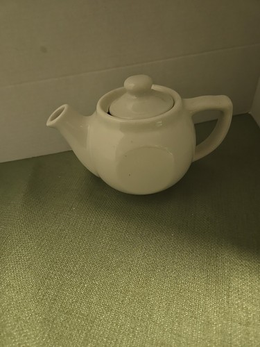 Vintage White Tea Pot Individual Porcelain BTC USA - Picture 4 of 5