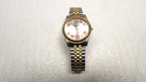 Black Hills Gold Mens Watch w/Band Parts or Repair Only #5 - Imagen 6 de 7