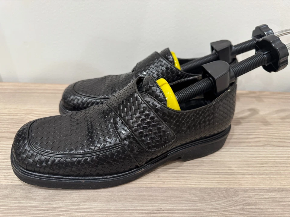 Mocassim social masculino Mezlan tamanho 10 tecido de couro preto com alça fácil - Imagem 2 de 4