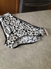 Womens Victoria's Secret Hiphugger Panties Size L NEW NWT 10825541 2010