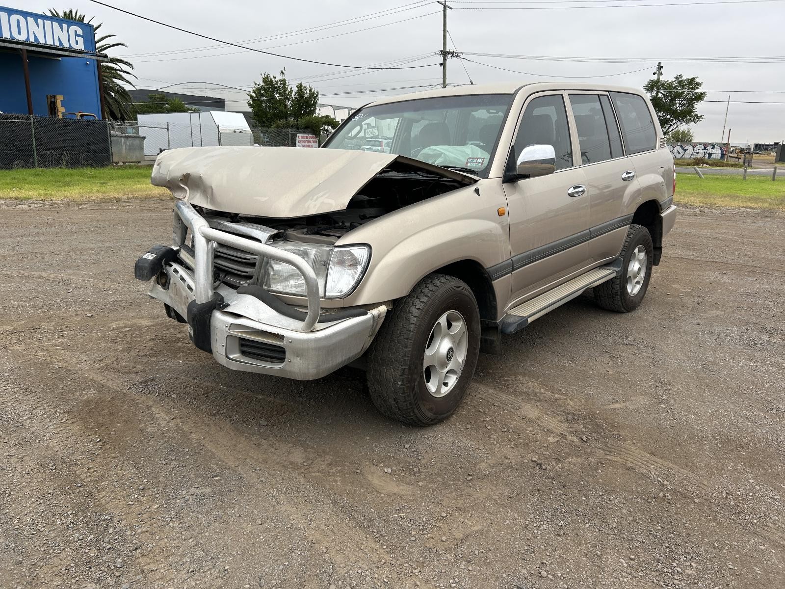 Toyota Landcruiser Left Front Seat UZJ100 08/2002-10/2007 - thumbnail 9