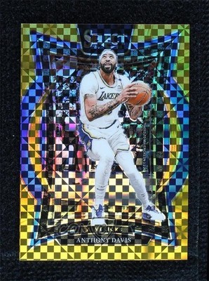 2024-25 Panini Select Concourse Gold Prizm 10/10 Anthony Davis #25 10w8