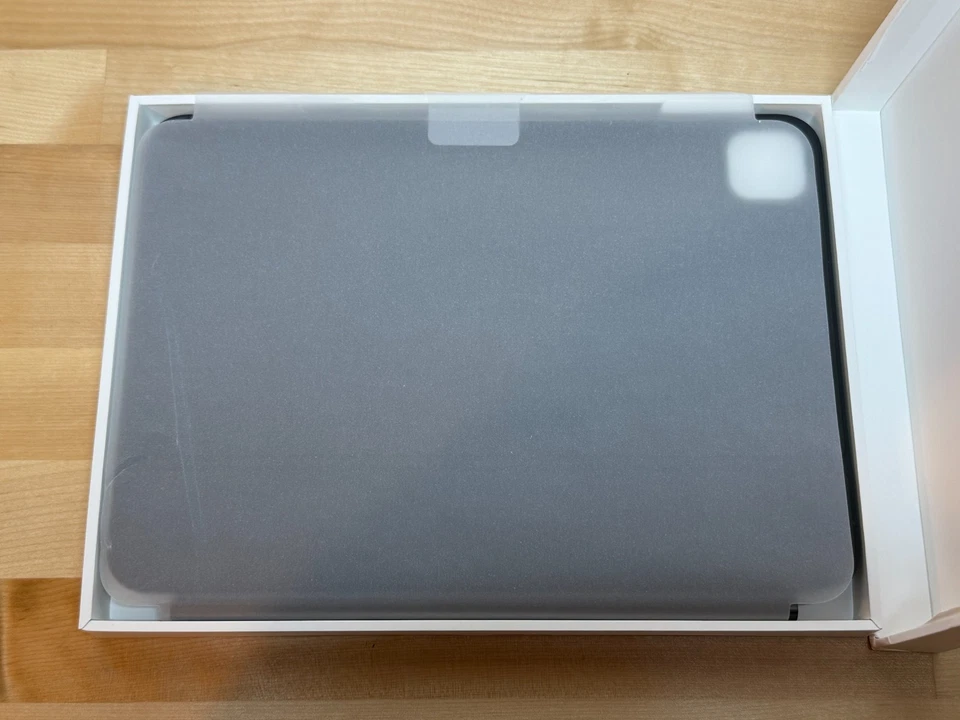 Apple Magic Keyboard for 11" iPad Pro M4 (2024) Black MWR23LL/A NEW - Image 3 of 4