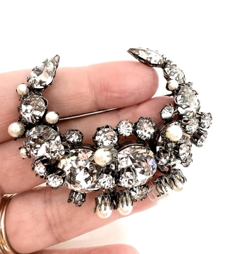 SCHREINER New York Clear Rhinestone & Faux Pearl Brooch