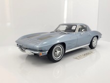 GT Spirit 1:12 big scale Chevrolet Corvette C2 Stingray 1968 Silver Blue (GT183)
