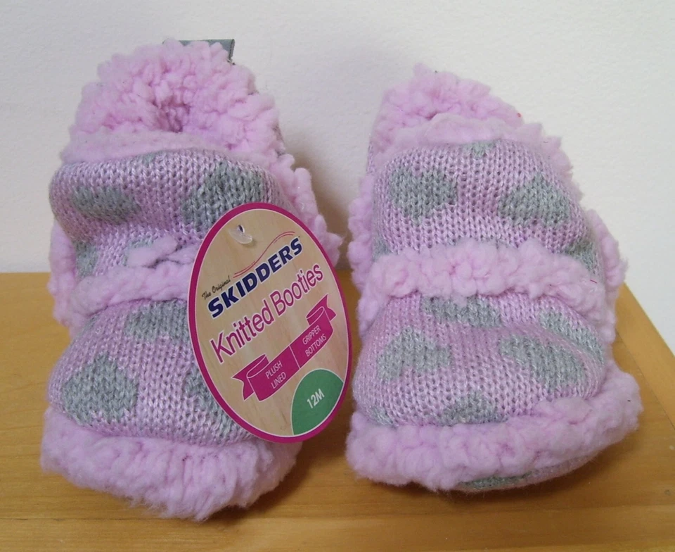 Skidders Pink Silver Heart Plush Knitted Gripper Bottom Booties Slippers Sz 12M - Image 2 of 4