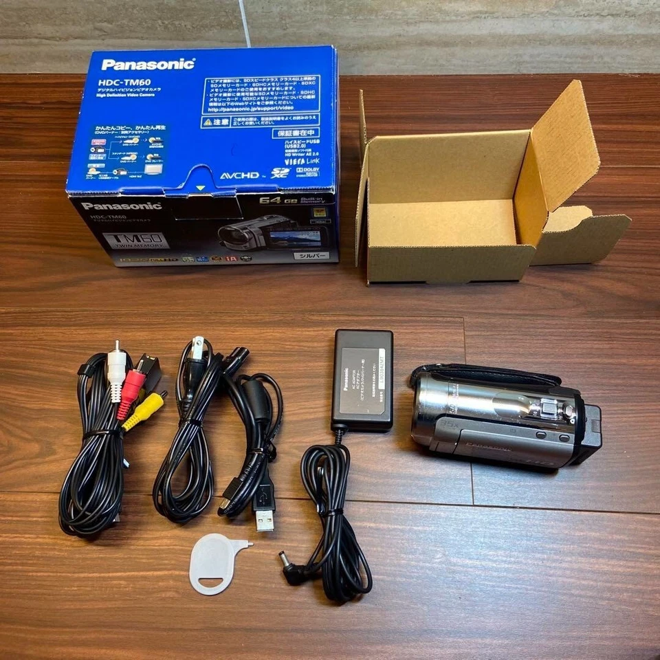 Videocámara Panasonic HDC-TM60, 3398 de Japón Foto 2 de 4