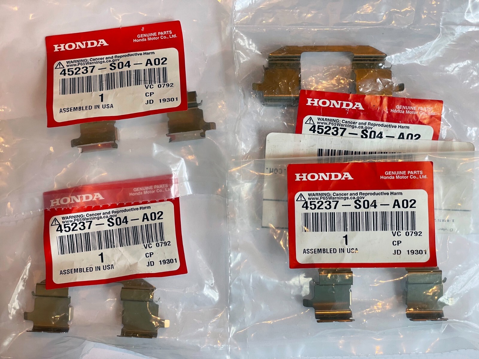 Honda OEM Brake Pad Clips (Glides) 45237S04A02 Lot of Four, New