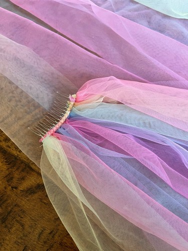 Unicorn bridal veil, Rainbow ombre veil, Unique bridal veil, wedding - Picture 5 of 5