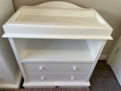 gumtree boori change table