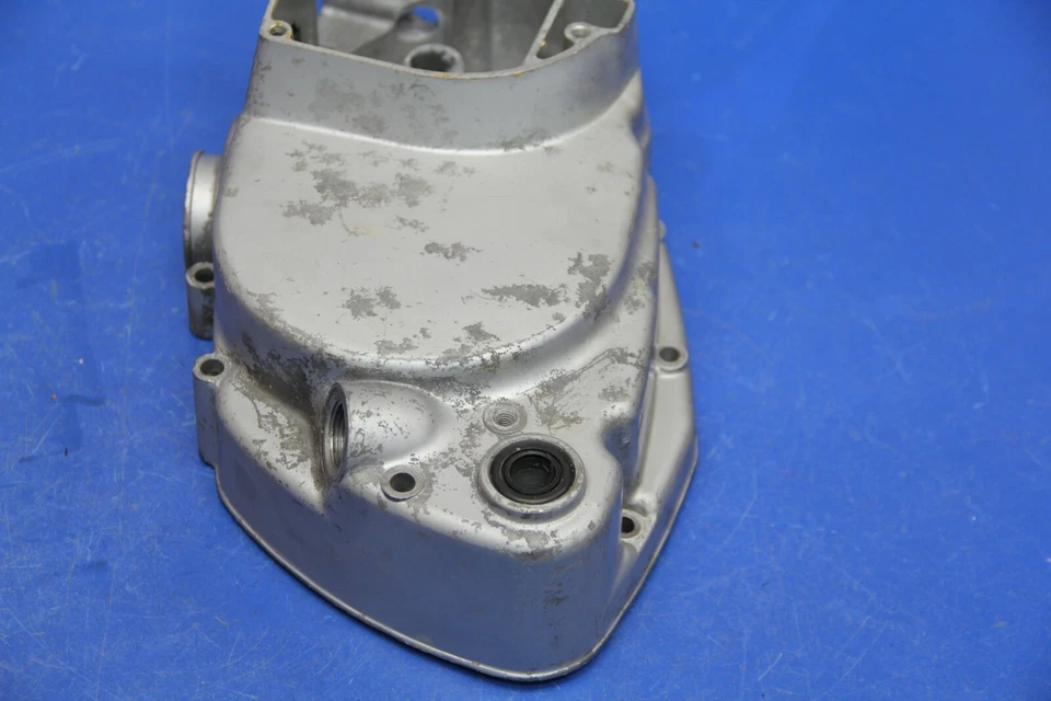Cubierta de embrague exterior derecha del cárter del motor Suzuki Gaucho 50 TS50 1973 71-74 Foto 4 de 4