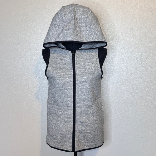 Lululemon Insculpt Reversible Gray Vest Size 4 - Picture 4 of 12