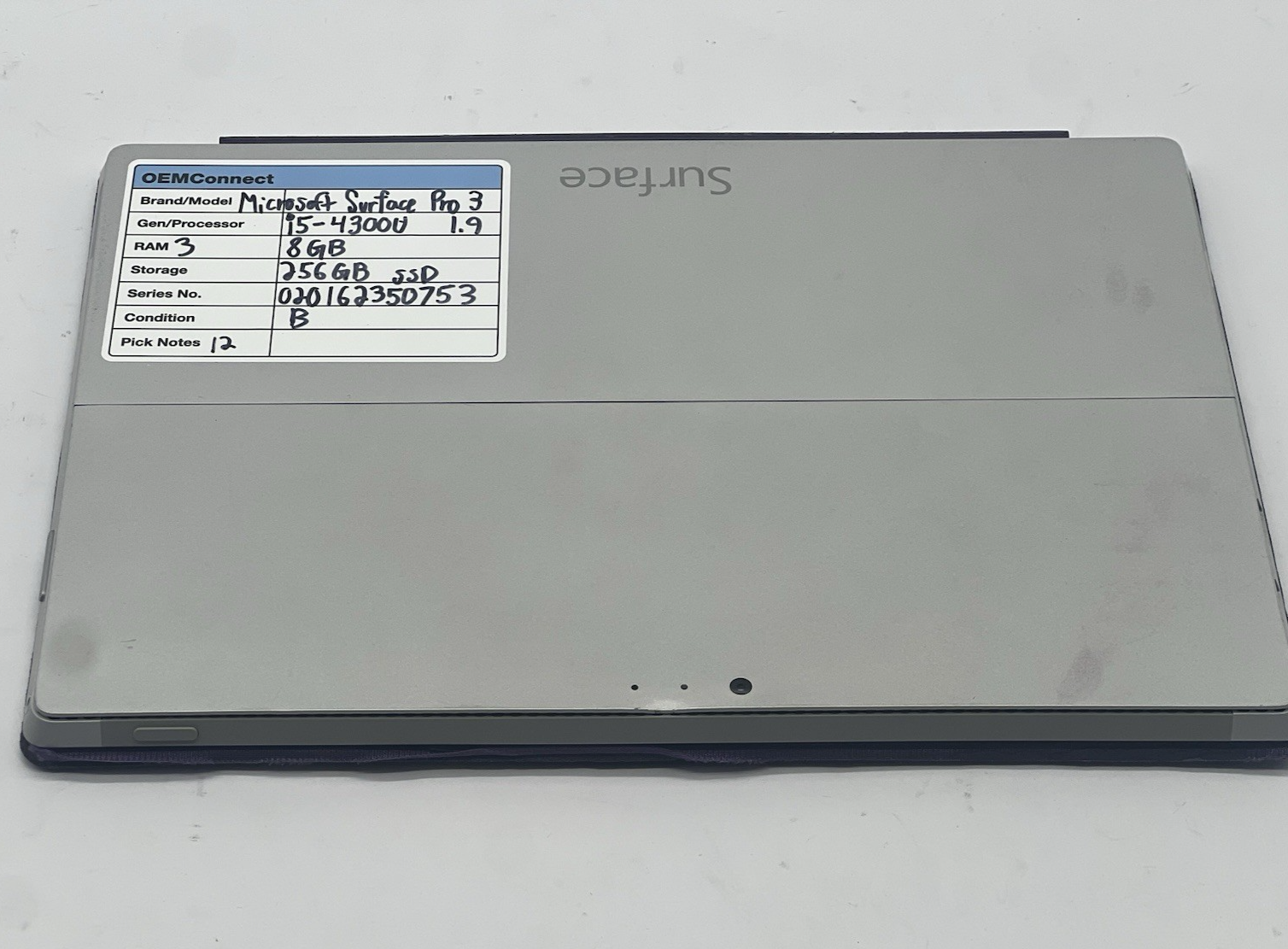 Microsoft Surface Pro 3, Core i5-4300U, 1.90GHz, 8GB, 256GB SSD, No OS/Adapter